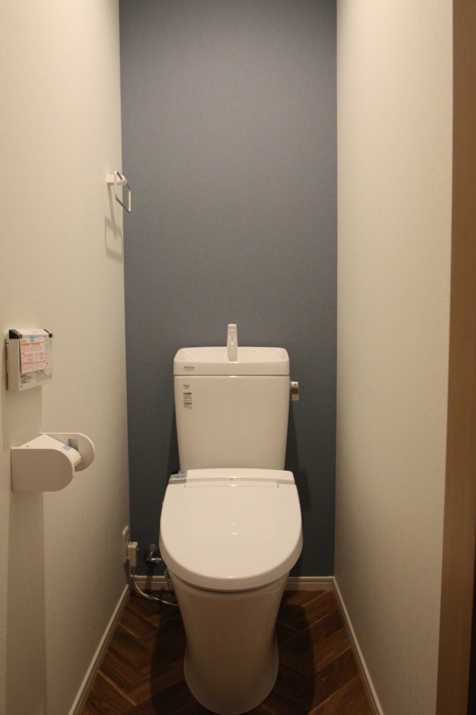 内装にこだわるだけでオシャレなトイレに早変わり 京都市山科区ａ様邸
