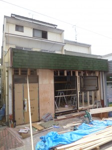 京都府城陽市O様邸　店舗併用住宅のリフォーム　☆　中間報告