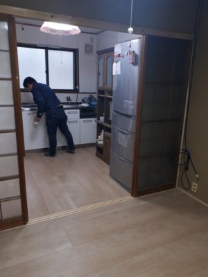 京都市南区K様邸内部改修工事～段差をなくしてバリアフリーに！１階トイレには手すりを取り付け～
