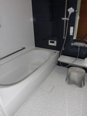 京都市右京区Y様邸浴室改修工事！～浴室を拡張し広々とした浴室に！在来風呂からユニットバスに入れ替えて温かさも確保！