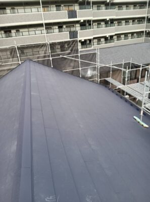 「スーパーガルテクト」で安心が続く屋根リフォームの完成です！